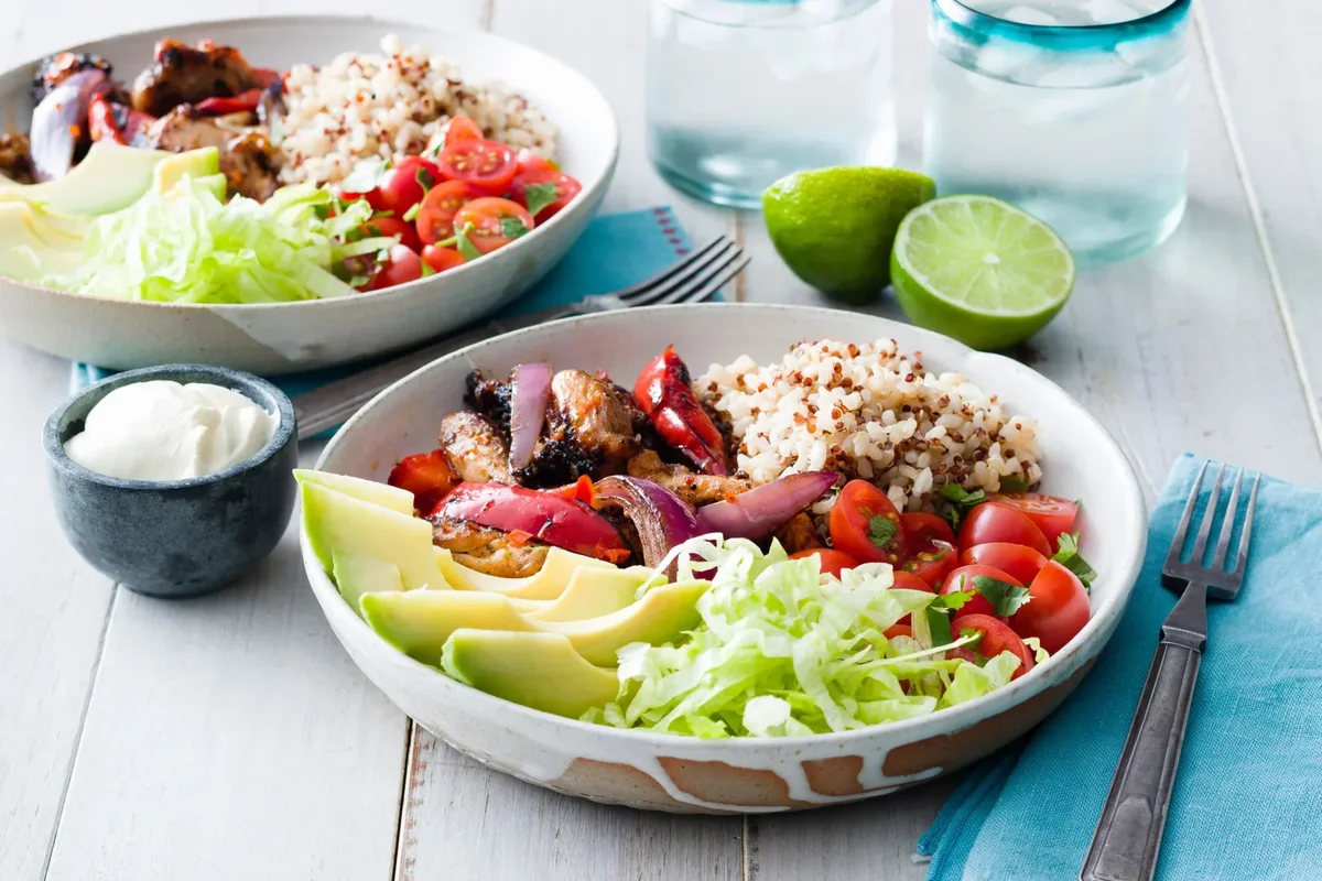 FajitaChickenBowl%204.jpg