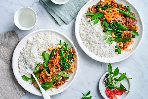 Low GI Lemongrass pork and vegetable stir fry with Doongara Rice Lifestyle 1.jpg